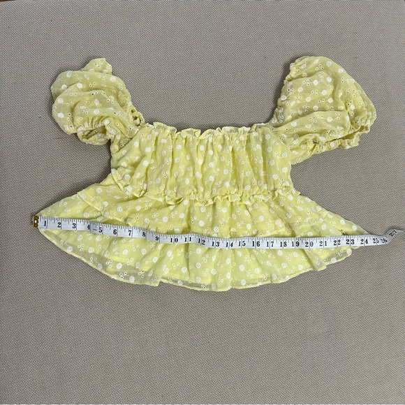 VICI Collection - Olia baby yellow puff sleeve off the shoulder top Size SM Wom - Picture 5 of 9
